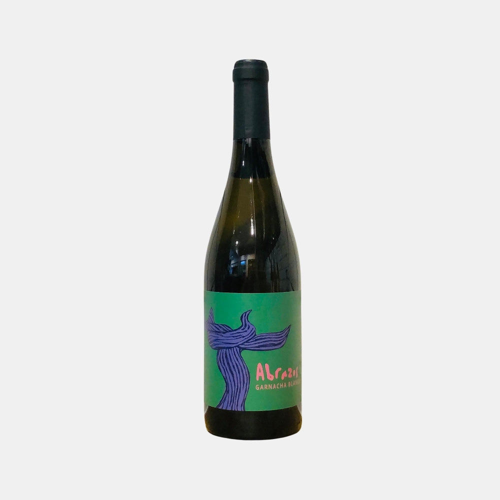 A white, natural and low intervention wine, with Garnacha Blanca grape from Navarra, Spain. ABV 13.5%. Bottle size 750ml